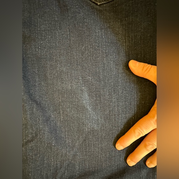 Blue jeans w/ Raw Hem - Peace Love World - Size 22W - Picture 11 of 13